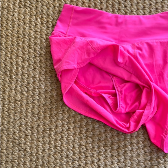 Lululemon Athletica Pink Highlighter Speed Up MR Short 4” Lined - Picture 4 of 8